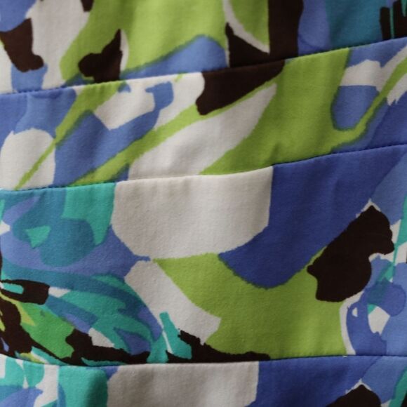 T Tahari Blue & Green Floral V-Neck Sheath Dress | Sleeveless Professional 12 - Picture 3 of 11